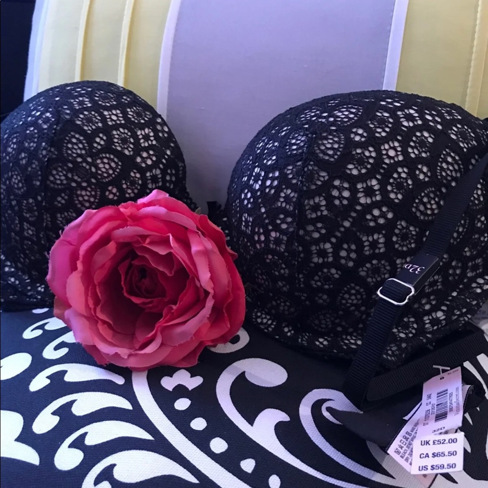 Victoria Secret Pink bra